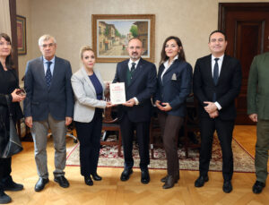 Muhabirler Derneği’nden Bakan Yardımcısı Bülent Turan’a ziyaret