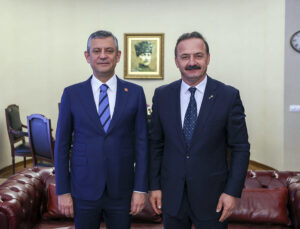 Tüm siyasi partilerle diyalogdayız, kutuplaşmaya teslim olmayacağız