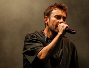 Gecelerin Efsanesi Geri Döndü: Murat Dalkılıç’tan 4 Saatlik Şov