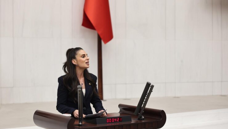 Gizem Özcan, Yoksulluk İktidarın Yüzüne Çarpan Gerçek, 39 Bin Lira Altını Kabul Etmiyoruz!