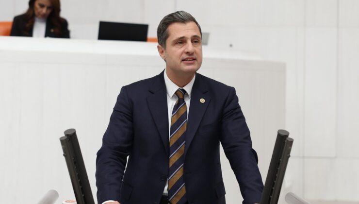 Deniz Yücel, Önce Asgari Ücretliyi ve Emeklileri Açlık Altında Bıraktılar, Şimdi Çocuklarını