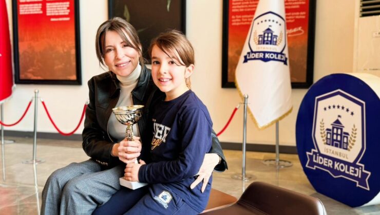 Adana’nın En Küçük Şampiyonu Bir Peri Masalı Yazdı: 7 Yaşında Kupayı Kaptı!