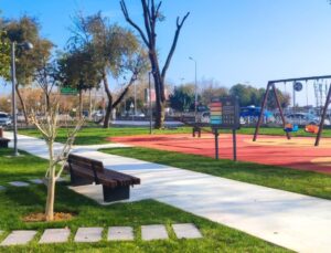 İBB’den Bakırköy’e Yeni Soluk: Metruk Alan Modern Bir Parka Dönüştürüldü