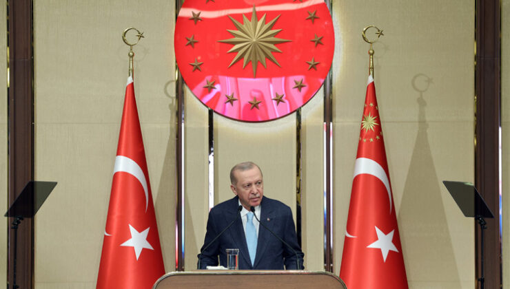 Cumhurbaşkanı Erdoğan, Çanakkale Türküsü, Lise ve Darülfünun Talebelerinin Türküsü