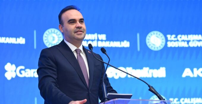 Bakan Kacır, Sanayi Katma Değerimiz Yüzde 2,9 İle Son Dört Yılın En Hızlı Artışını Kaydetti