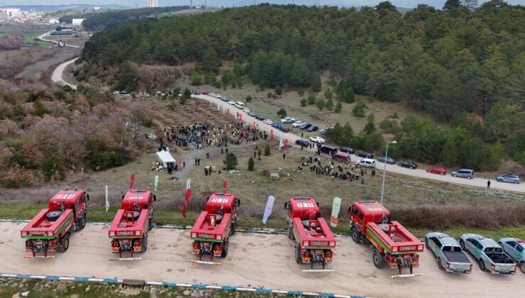 Şeyh Edebali’nin Vefatının 700. Yıl Dönümünde 700 Çınar Toprakla Buluştu