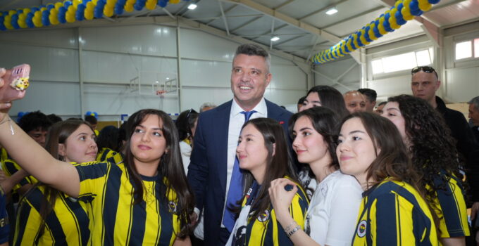 Sadettin Saran’dan, Kırıkkale’de Atatürk Spor Salonu Açıldı