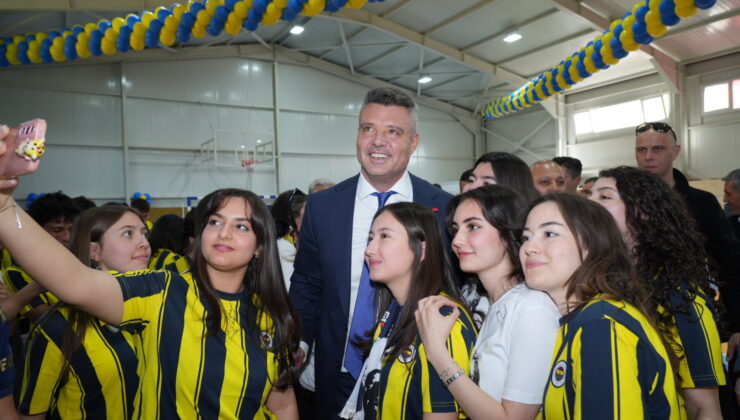 Sadettin Saran’dan, Kırıkkale’de Atatürk Spor Salonu Açıldı