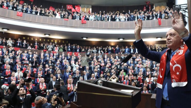Erdoğan’dan Özgür Özel’e Tepki: Sükûtumuz Edebimizdendir, Vakarımızdandır