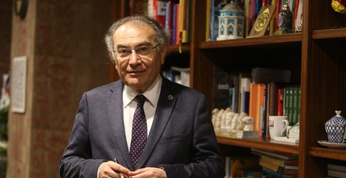 Bir genç ‘kimse beni anlamıyor’ diyorsa dikkat!