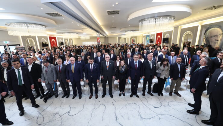 Dervişoğlu’ndan Siyasi Eleştiri Yağmuru,