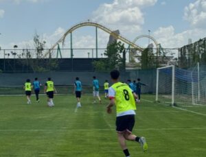 Ankara Demirspor Futbol Akademisi seçmelerine yoğun ilgi.