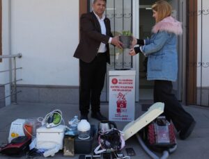 Keçiören’de Elektronik Atıklar Çiçeğe Dönüşüyor