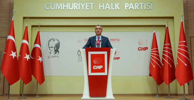 Parti Sözcüsü Müslim Sarı’dan Muhaliflere Net İkaz: Peyderpey Değerlendirmeler Yapılacak