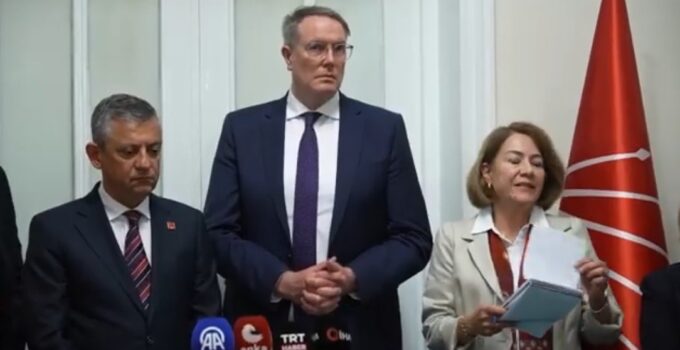 Özgür Özel’e Almanya SPD Heyetinden Destek