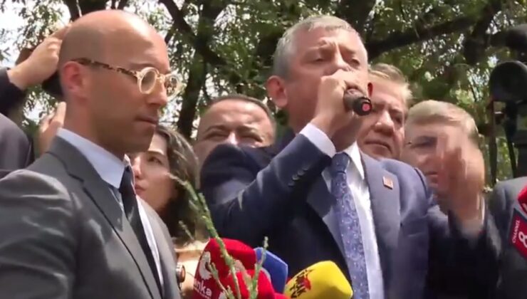 Meclis Önünde Tarihi Buluşma: Özgür Özel Grup Toplantısı Öncesi Kalabalığa Seslendi!