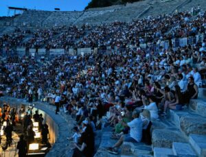 9. Uluslararası Efes Opera ve Bale Festivali Puccini’nin Tosca’sıyla Kapandı