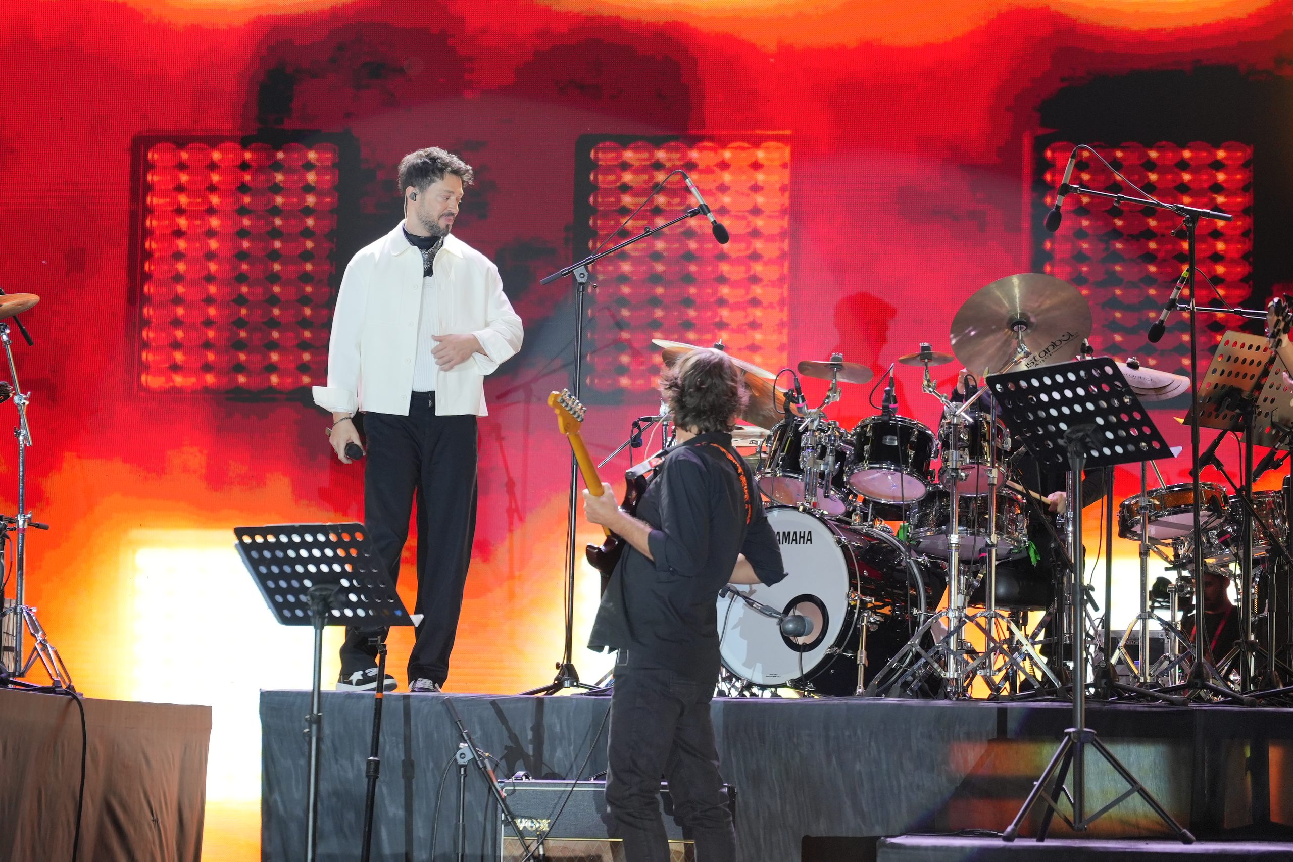 Murat Boz’dan Unutulmaz Konser İmzası!