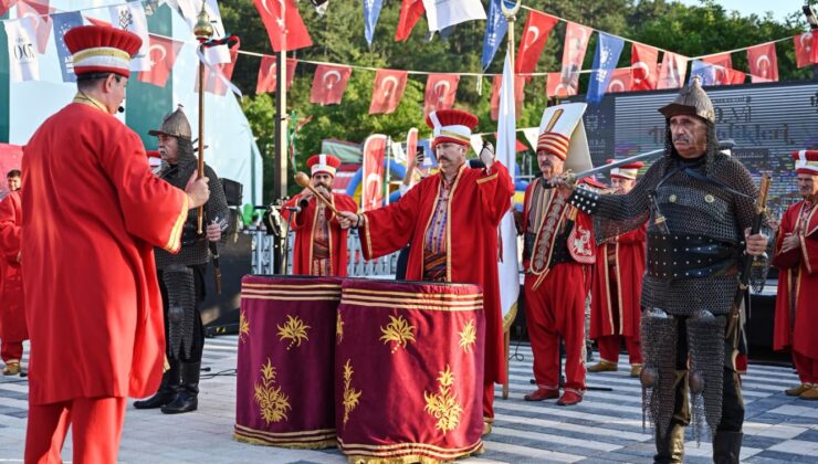 Bursa Fetih Coşkusunu Yaşıyor: 700 Yıllık Gurur Keles’te Şahlandı!