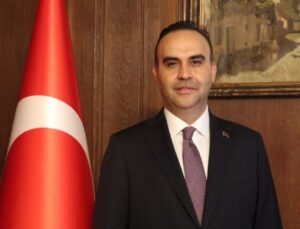 10 Bin İleri Düzey Yapay Zekâ Uzmanı İle 100 Bin Yapay Zekâ Uygulama Profesyoneli Yetiştirilecek