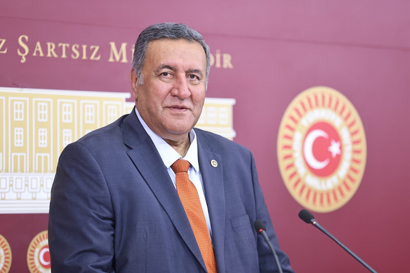Gürer: Kendi çiftçimizi borçla uğraşıyor, yabancı çiftçinin ürettiğini alıyoruz