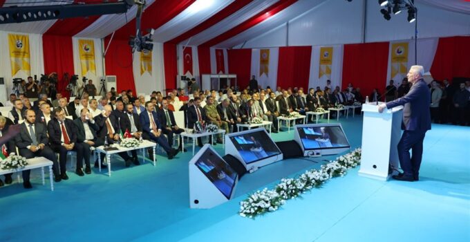 Bakan Bolat: Cilvegözü Gümrük Kapısı’nda 1200 Araçlık Tır Parkı Hizmete Açıldı