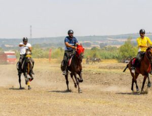 Bursa’da 30. Rahvan At Yarışları Düzenlendi
