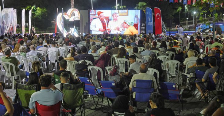 Bursa’da Açık Hava Yeşilçam Sinema Akşamları Başladı