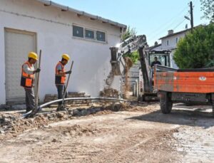 Bursa Keles’te İçme Suyu Hattı Yenileniyor