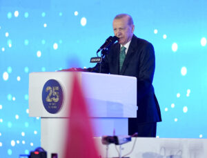 Cumhurbaşkanı Erdoğan: AK Parti’nin 25 Yıllık İcraatlarını Değerlendirdi