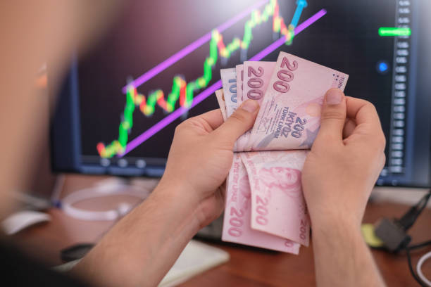 TÜİK İle ENAG Arasındaki Uçurum Büyüyor: Çalışan Yine Kaybeden!