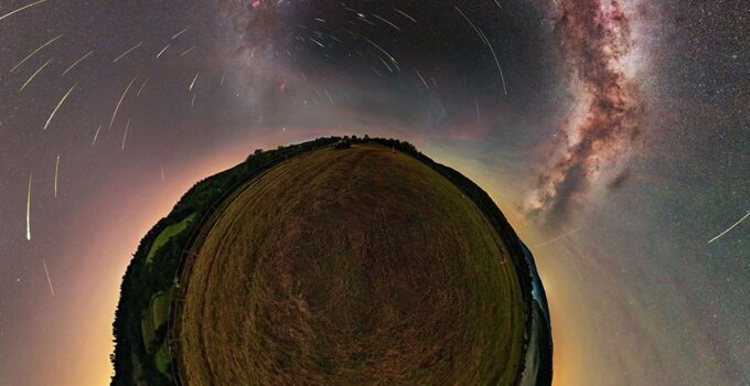 NASA’nın Astronomi Günün Görüntüsü Serisinde Perseid Meteor Yağmuru Yer Aldı
