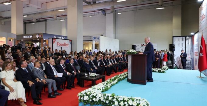 Ticaret Bakanı Ömer Bolat: Tarım ve Gıda Sektörü Ekonominin Lokomotifi Oldu