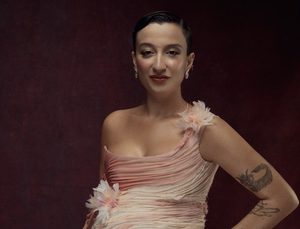 Melike Şahin’den Yepyeni Tekli: Ölmem Ölemem Tüm Dijital Platformlarda Yayında!