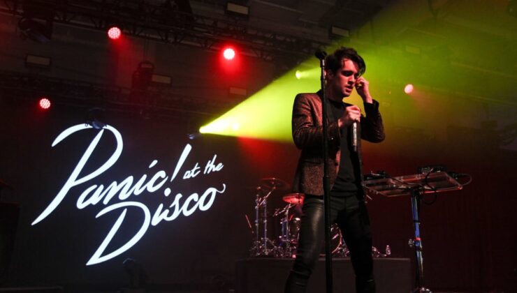 Panic! at the Disco Şirketinden Sahte Ürün Satanlara Karşı Hukuki Girişim