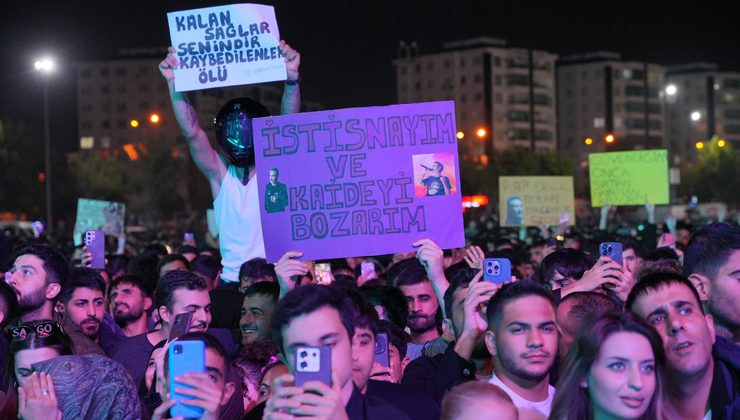 Sagopa Kajmer Diyarbakır’ı Coşturdu: Nevruz Park’ta Unutulmaz Festival Gecesi!
