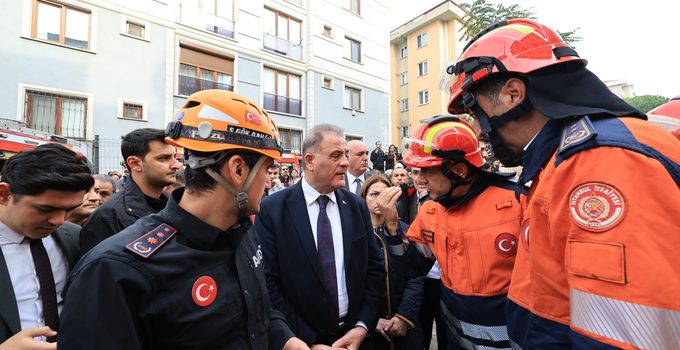 İBB Başkanvekili Nuri Aslan, Maltepe’de Çöken Binayla İlgili Açıklama Yaptı